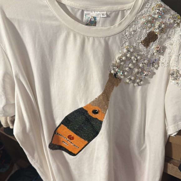 Queen of Sparkles Tshirt - Picture 2 of 4